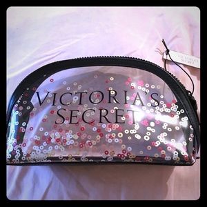 💄👛Victoria’s Secret Make-Up Bag👛💄